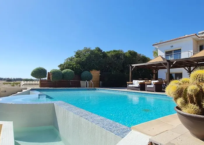 ヴィラ Del Mar Heated Pool