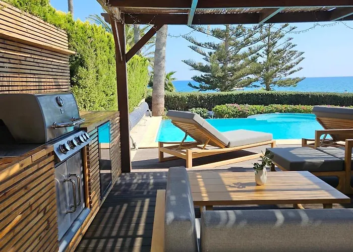 Del Mar Heated Pool ヴィラ