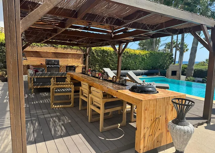 Del Mar Heated Pool ヴィラ