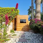 Del Mar Heated Pool Βίλα Μαζωτός