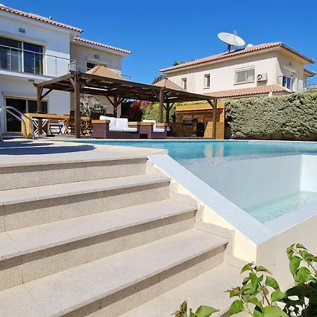 Villa Del Mar With Heated Pool &