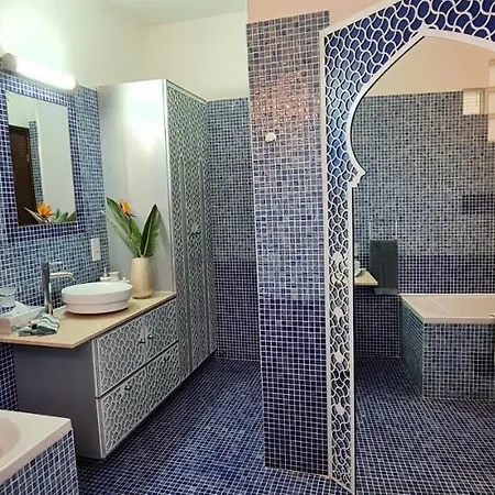 Del Mar Villa