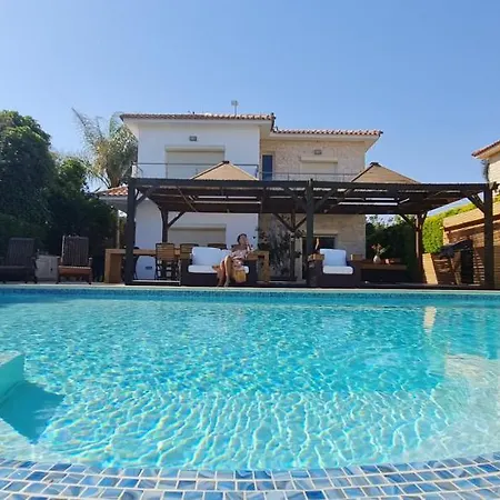 Вилла Del Mar Heated Pool *