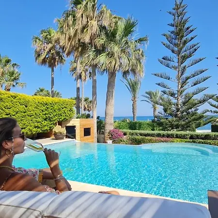 Del Mar Heated Pool * Мазотос