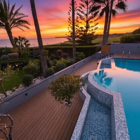 Del Mar With Heated Pool & *