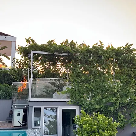 Del Mar With Heated Pool & * Mazotos