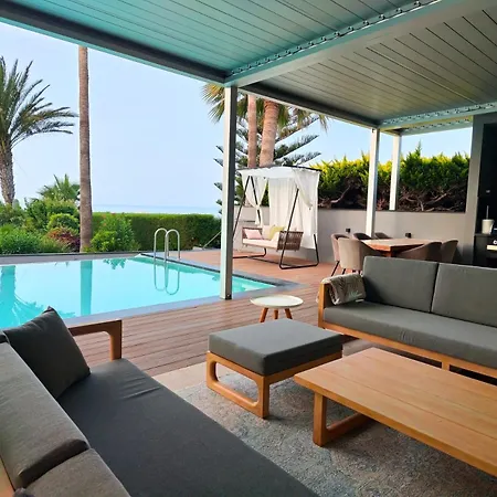 Del Mar With Heated Pool & Mazotos