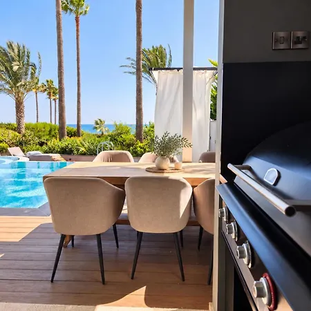 Del Mar With Heated Pool & Villa Mazotos