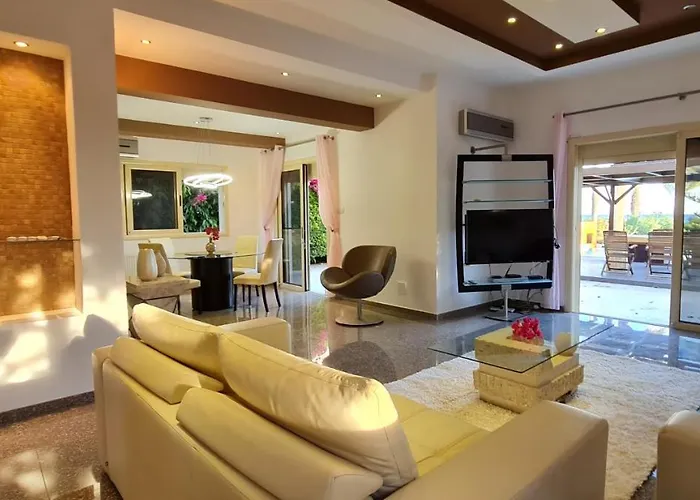 Vila Del Mar Heated Pool Mazotos