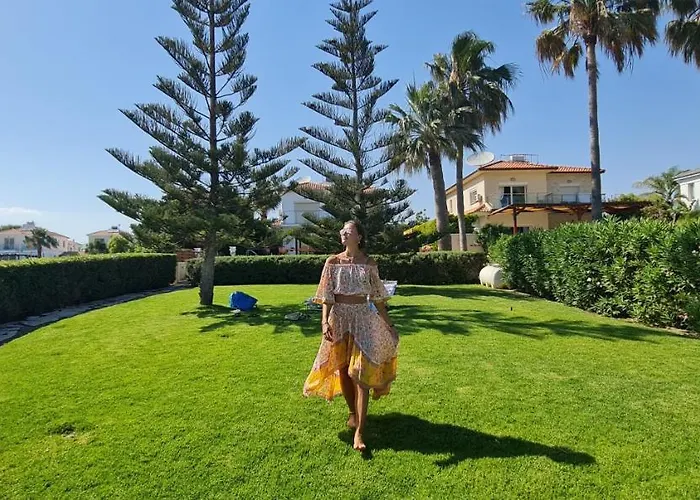 Villa Del Mar Heated Pool