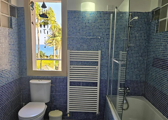 Vila Del Mar Heated Pool