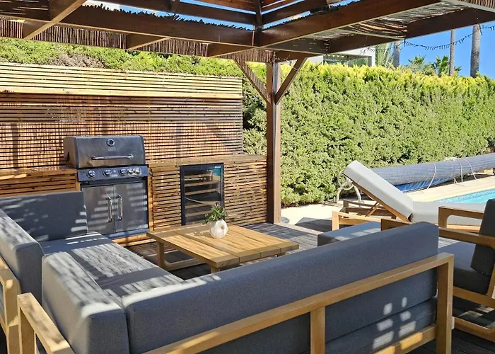 Vila Del Mar Heated Pool Mazotos