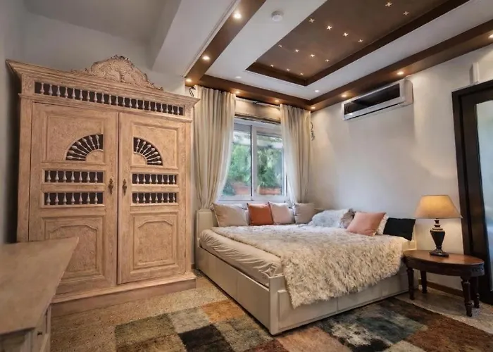 Del Mar Heated Pool * Mazotos